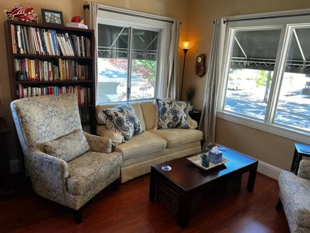 Lodi therapy office 1